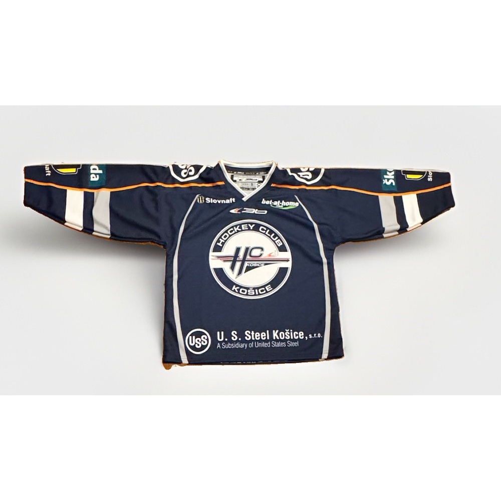 HC Košice Hockey Jersey Size Small US STEEL Skoda Slovnaft Rare - Picture 2 of 5